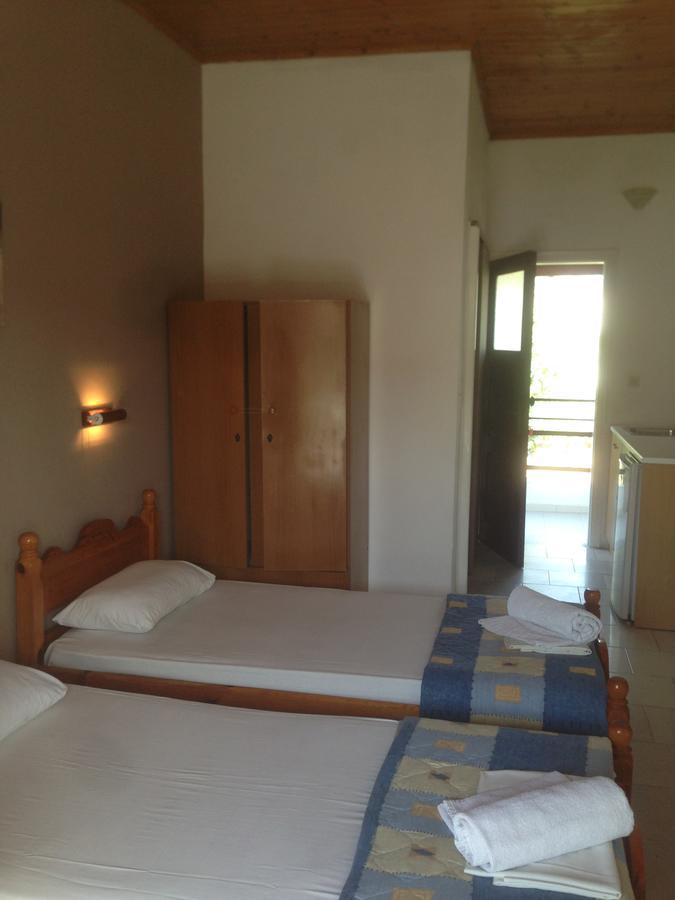 Hebes Studios Kavos Exterior photo